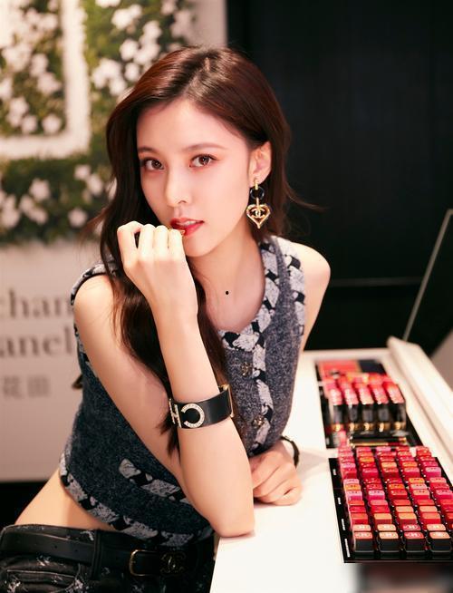 袁冰宋妍霏最新爆料,揭秘娱乐圈背后的故事